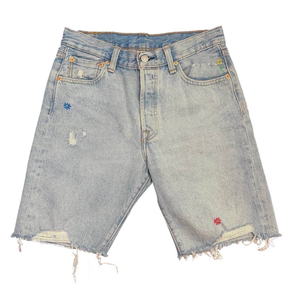 Levi’s 501 Flower Embroidered 9” Bermuda Jean Shorts Size 30 Vintage 90s Boho